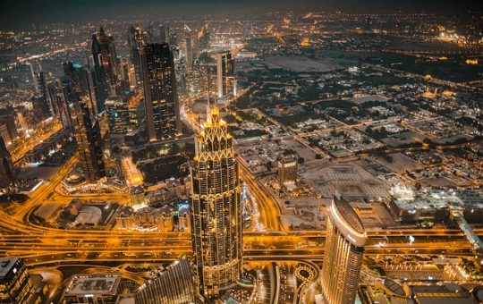 Esplorare Nuove Opportunità di Lavoro in Dubai Come un Italiano Può Affrontare il Futuro